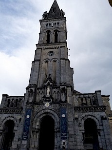 Stadswandeling (parochiekerk Lourdes)